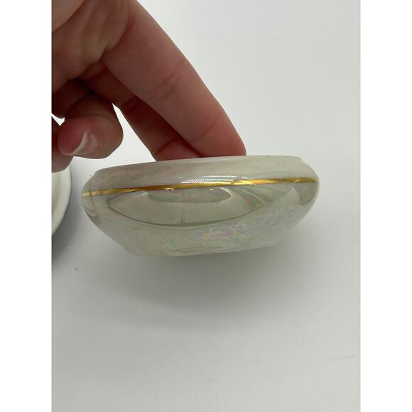 Lot of 2 Vintage Lusterware Fragonard Trinket Dish w/ Lid Bell Courting Couple - Picture 4 of 12